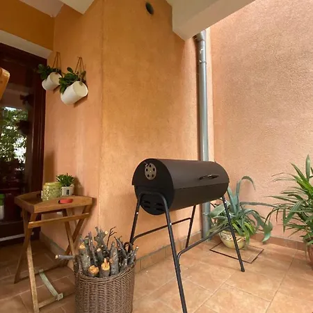 Apartman Rose-2025 Renovated Garden View Porec Exterior photo